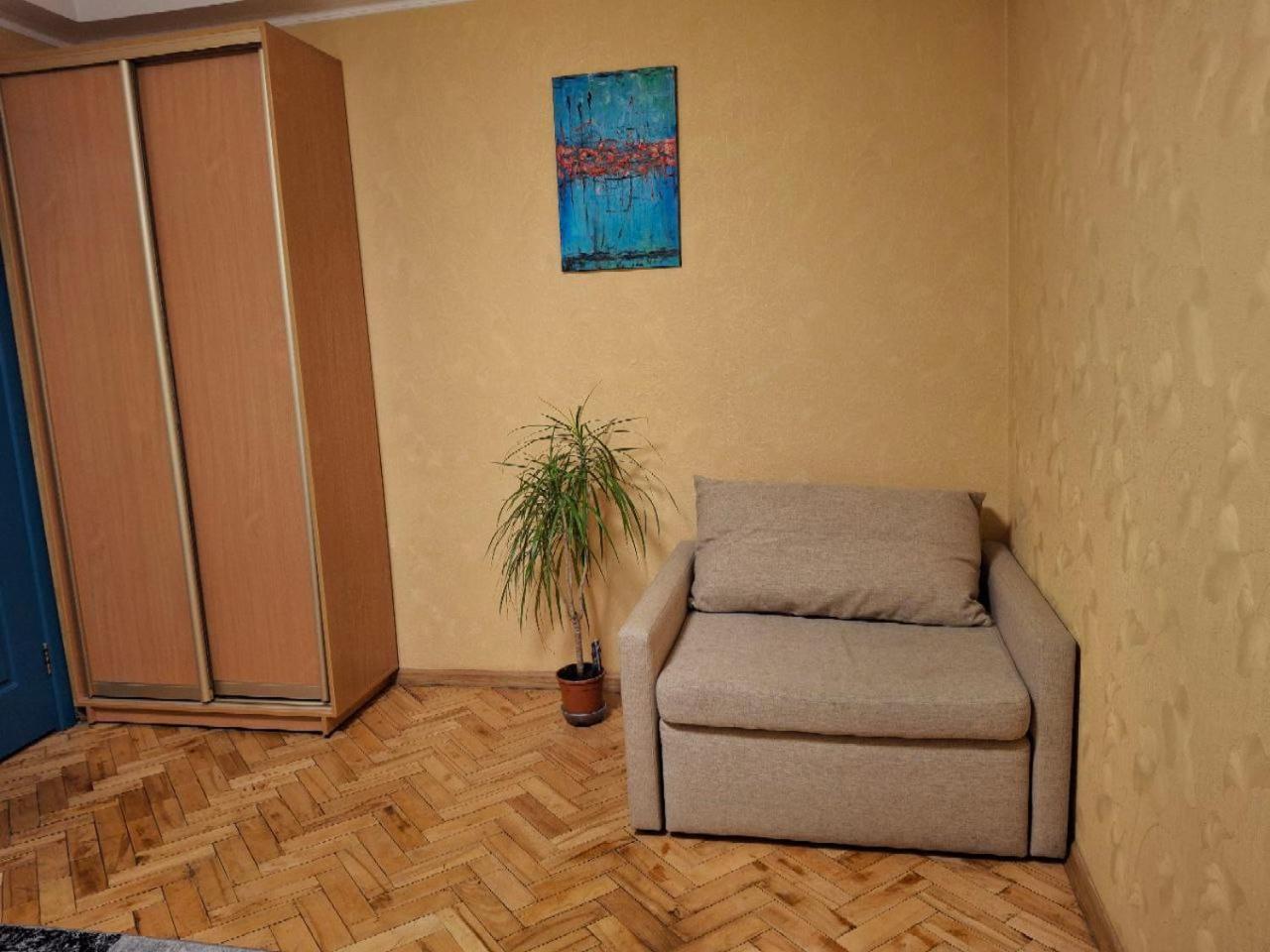 Ferienwohnung Cozy Flat Kiew Exterior foto